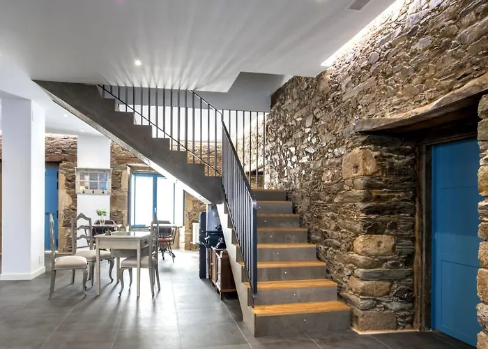 Отель Montebreamo