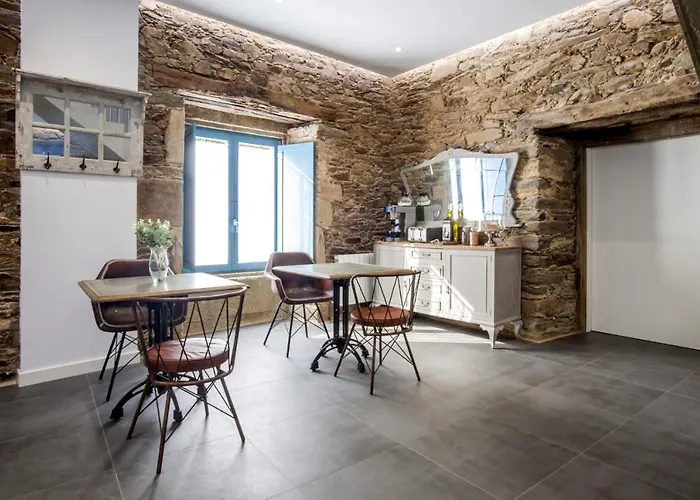 Montebreamo Отель Пуэнтедеуме